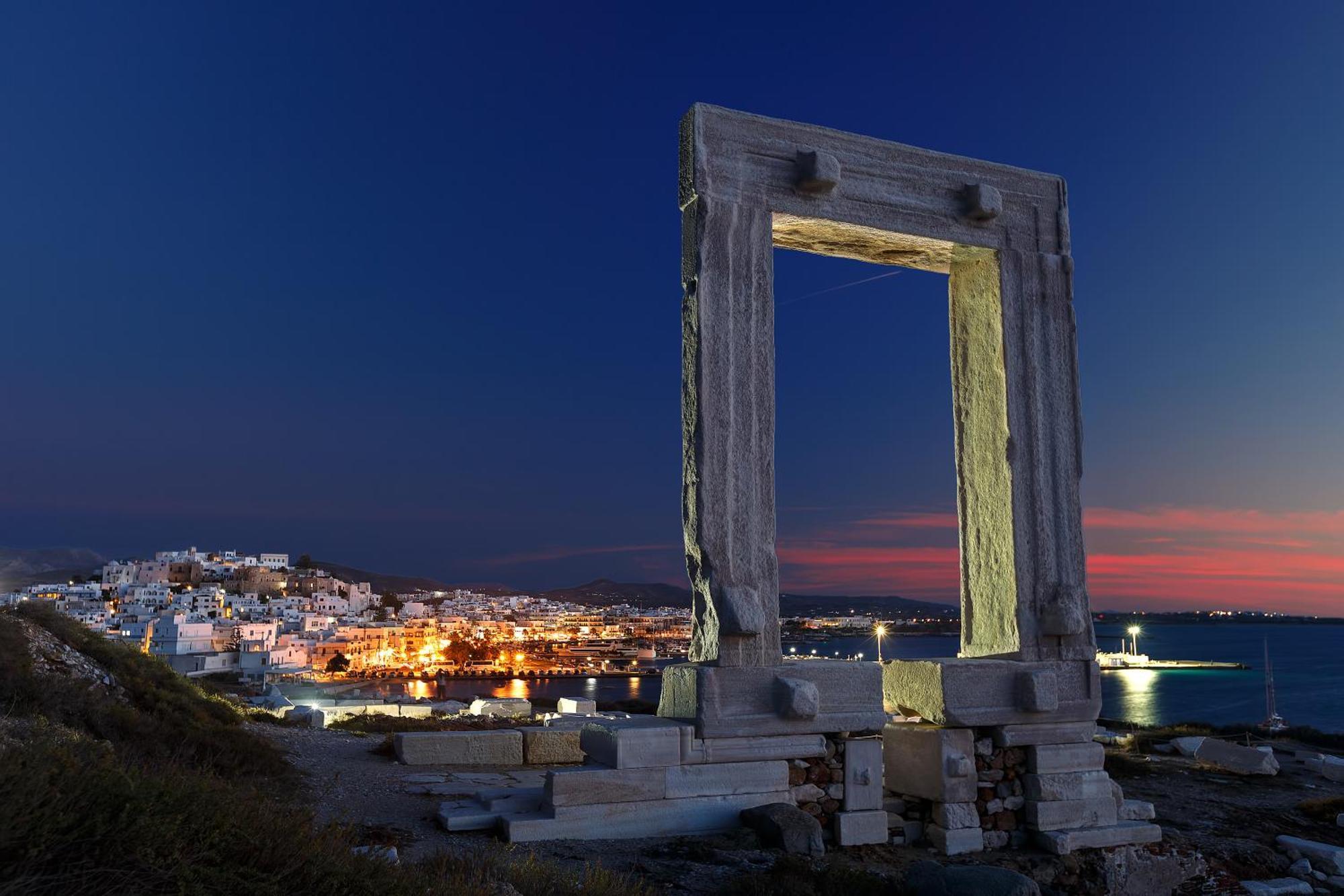 Harmony Luxury Naxos