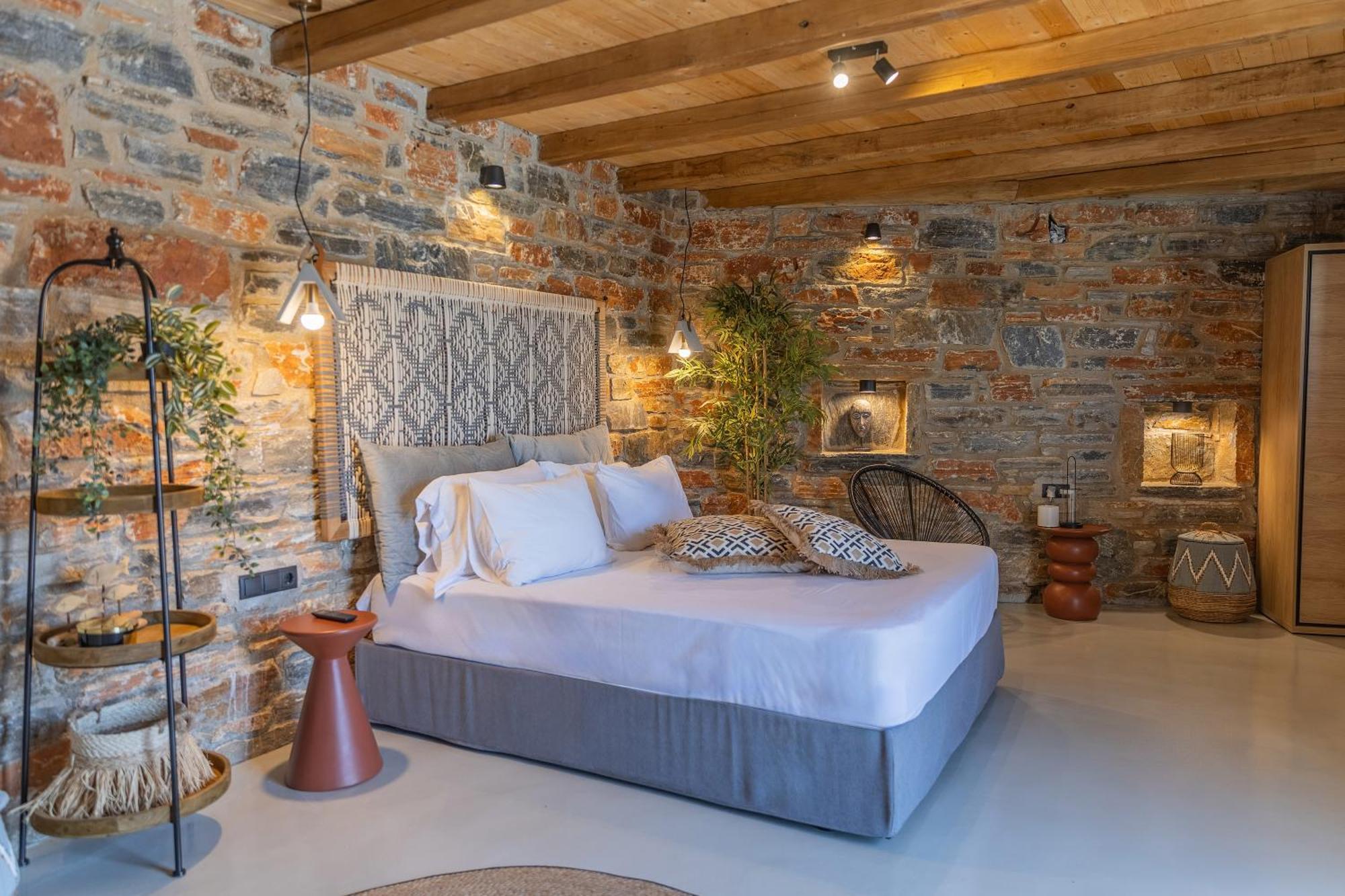 Harmony Luxury Naxos *