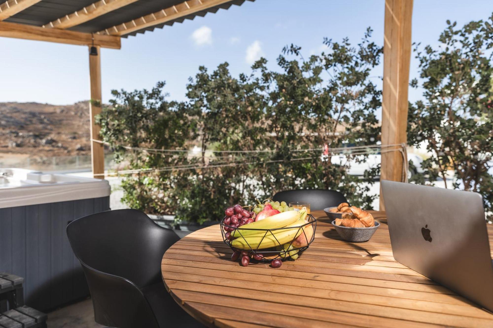 Harmony Luxury Naxos *